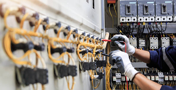 Professional Electrician technician working in Swansea, IL